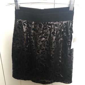 Guess black mini skirt new with tags
